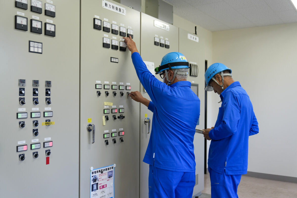 写真：働く様子4