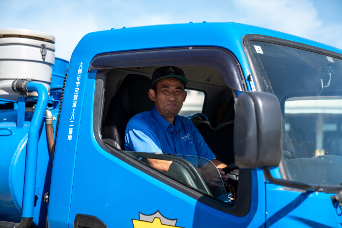 写真：働く様子3