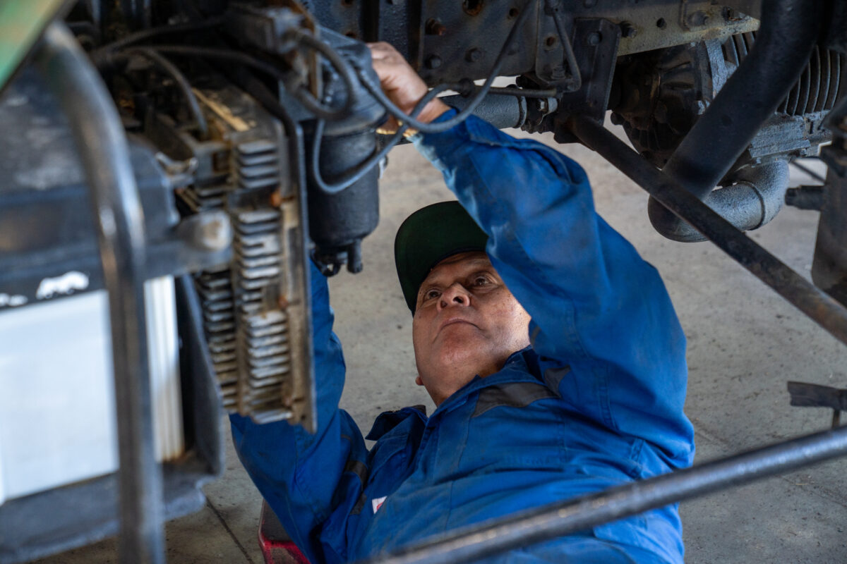 写真：働く様子9